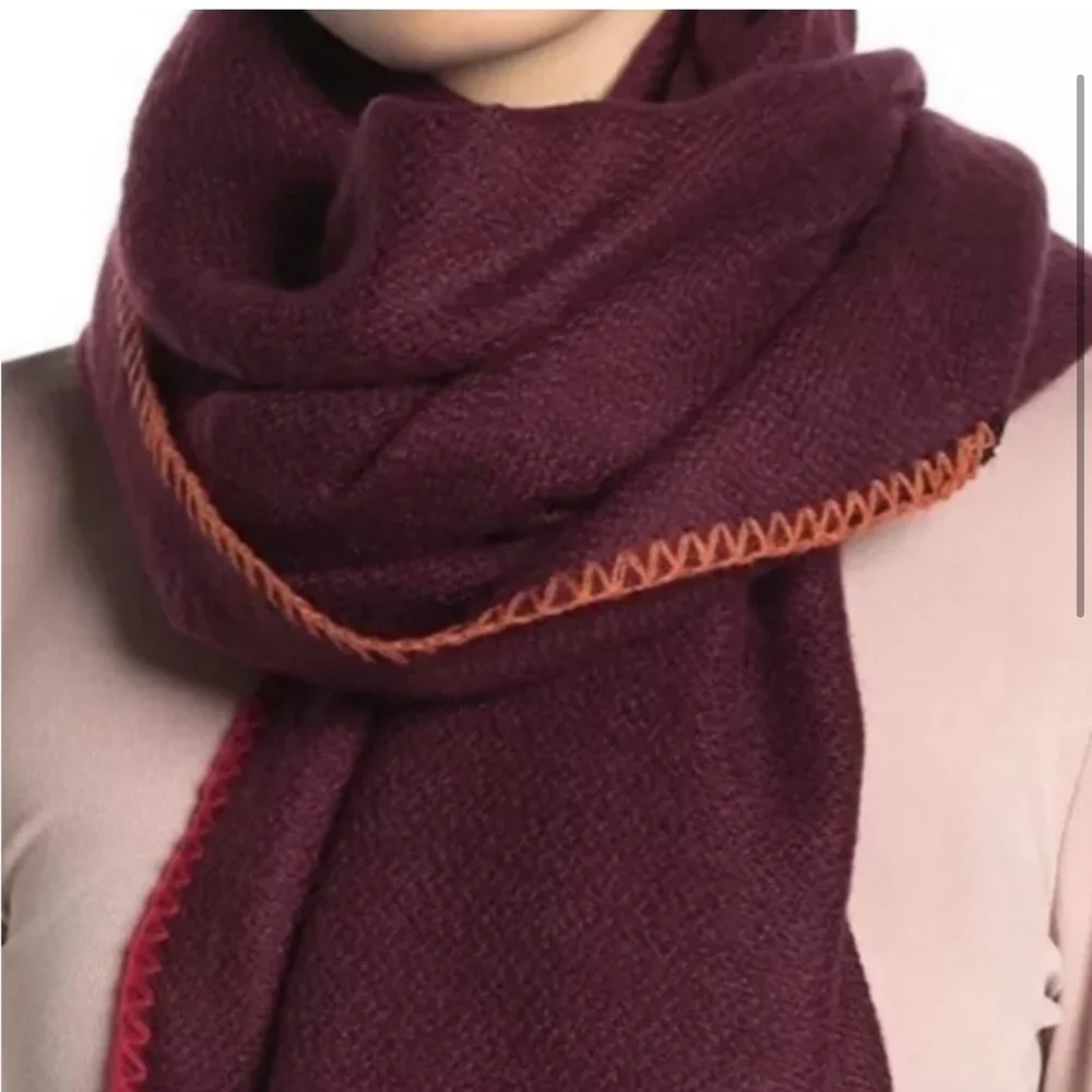FREE PEOPLE Common Thread NEW Boho Blanket Stitch Scarf Merlot NEW With Tag